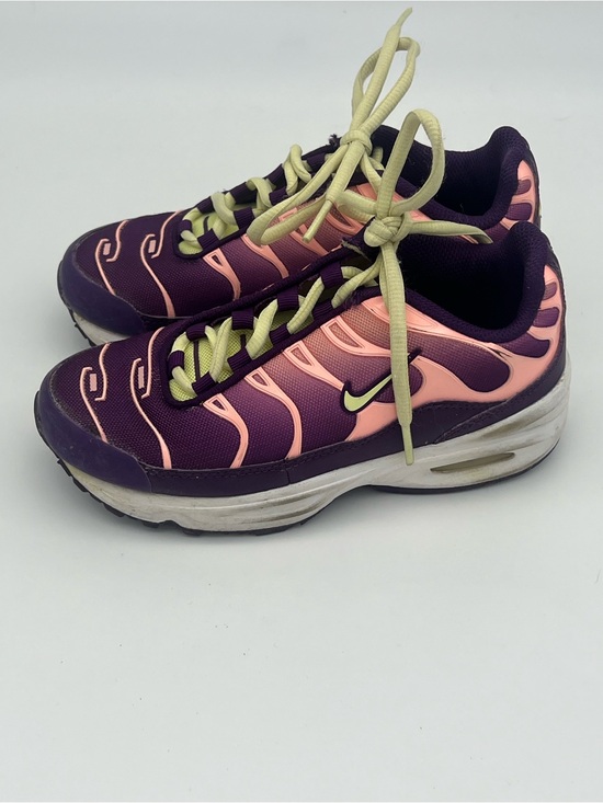 Nike Other - Nike Air Max Plus sneakers Kids size 13 Lucky Charms girls 13C gym shoes school